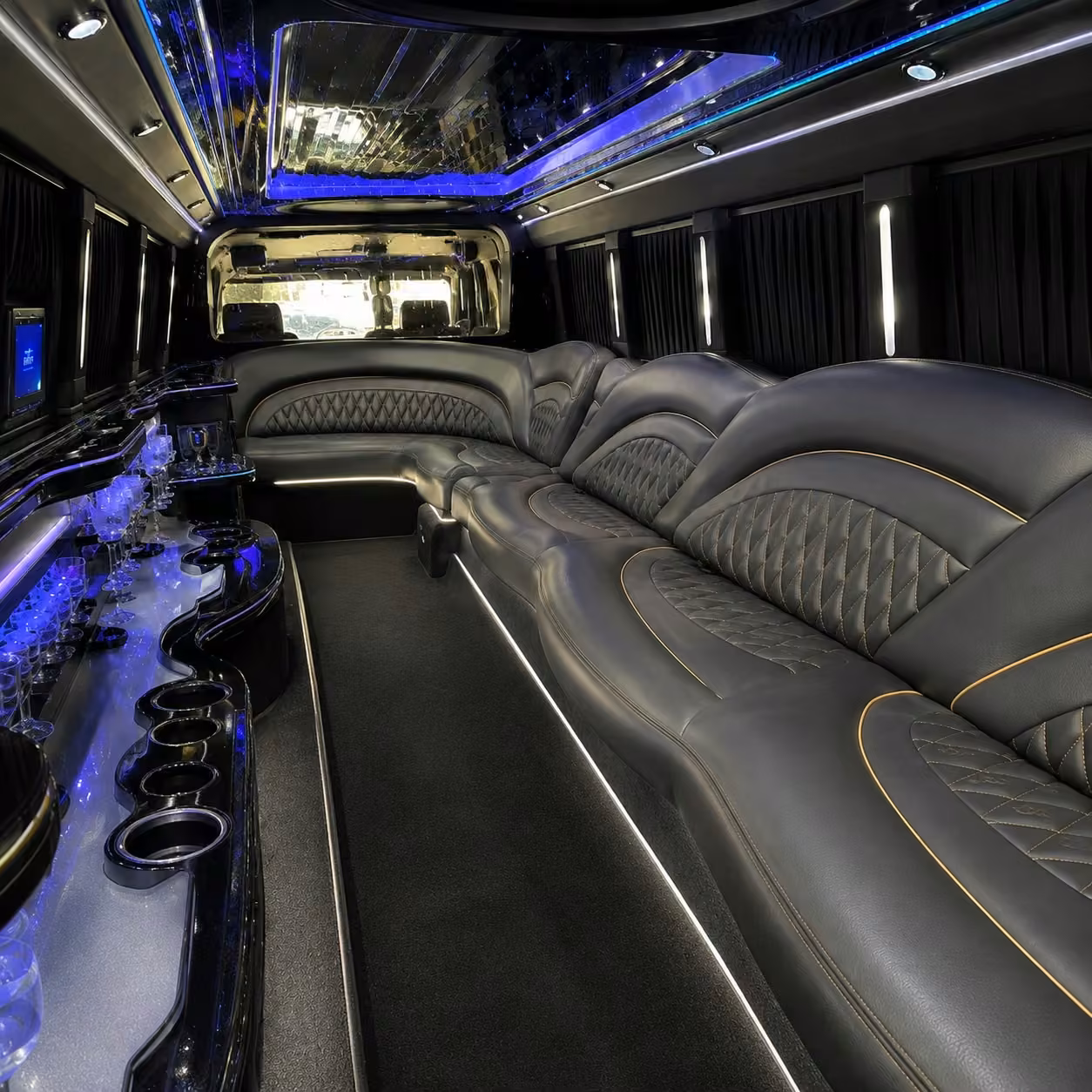 chrysler 300 limo interior